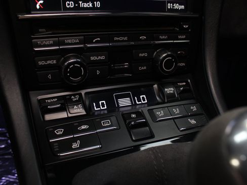Used 2016 Porsche Boxster Spyder RWD image 87