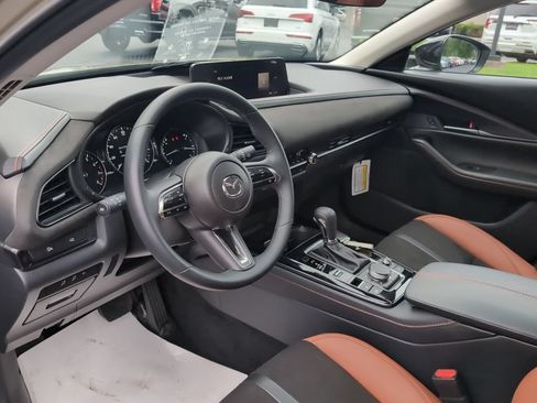 Certified 2025 MAZDA CX-30 Carbon AWD/4WD image 16