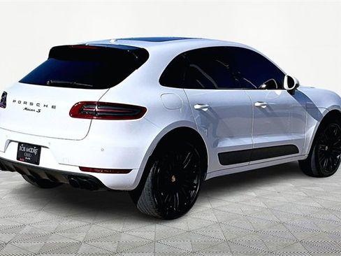 Used 2016 Porsche Macan S image 2