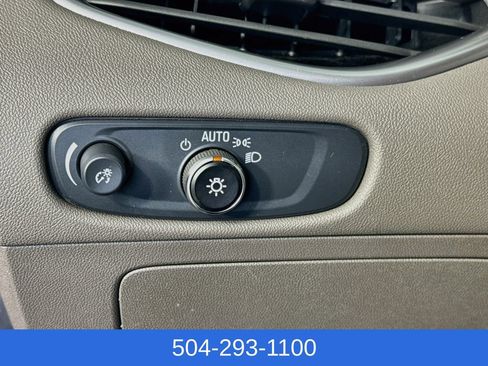 Used 2025 Chevrolet Malibu LT FWD image 12