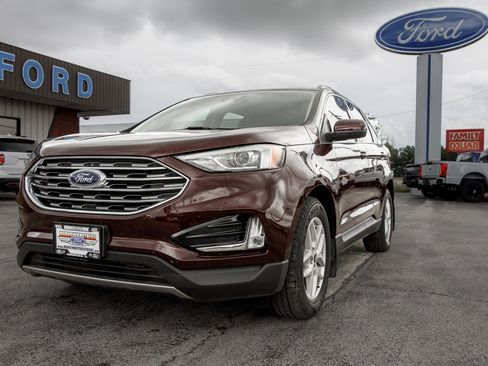 Used 2022 Ford Edge SEL w/ Convenience Package AWD/4WD image 2