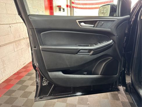 Used 2024 Ford Edge SEL AWD/4WD image 17