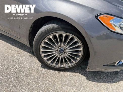 Used 2013 Ford Fusion Titanium FWD image 32