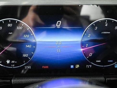 New 2026 Mercedes-Benz GLA 250 4MATIC image 11