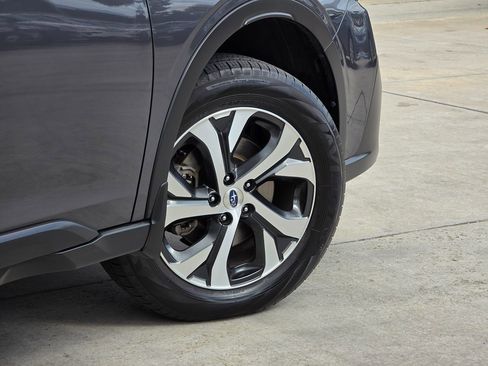 Used 2022 Subaru Outback Limited image 13