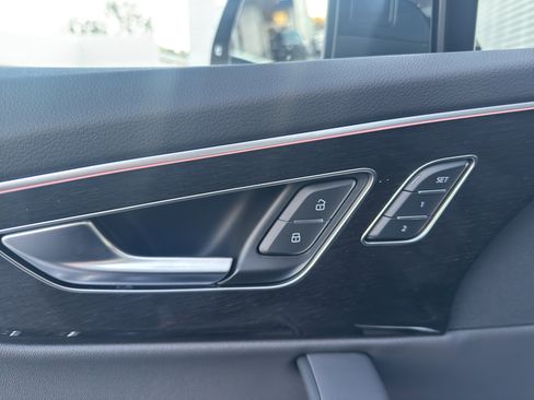 New 2026 Audi Q7 3.0T Premium Plus image 9
