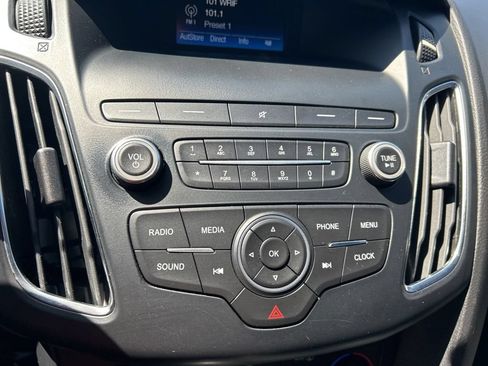 Used 2018 Ford Focus ST FWD image 28