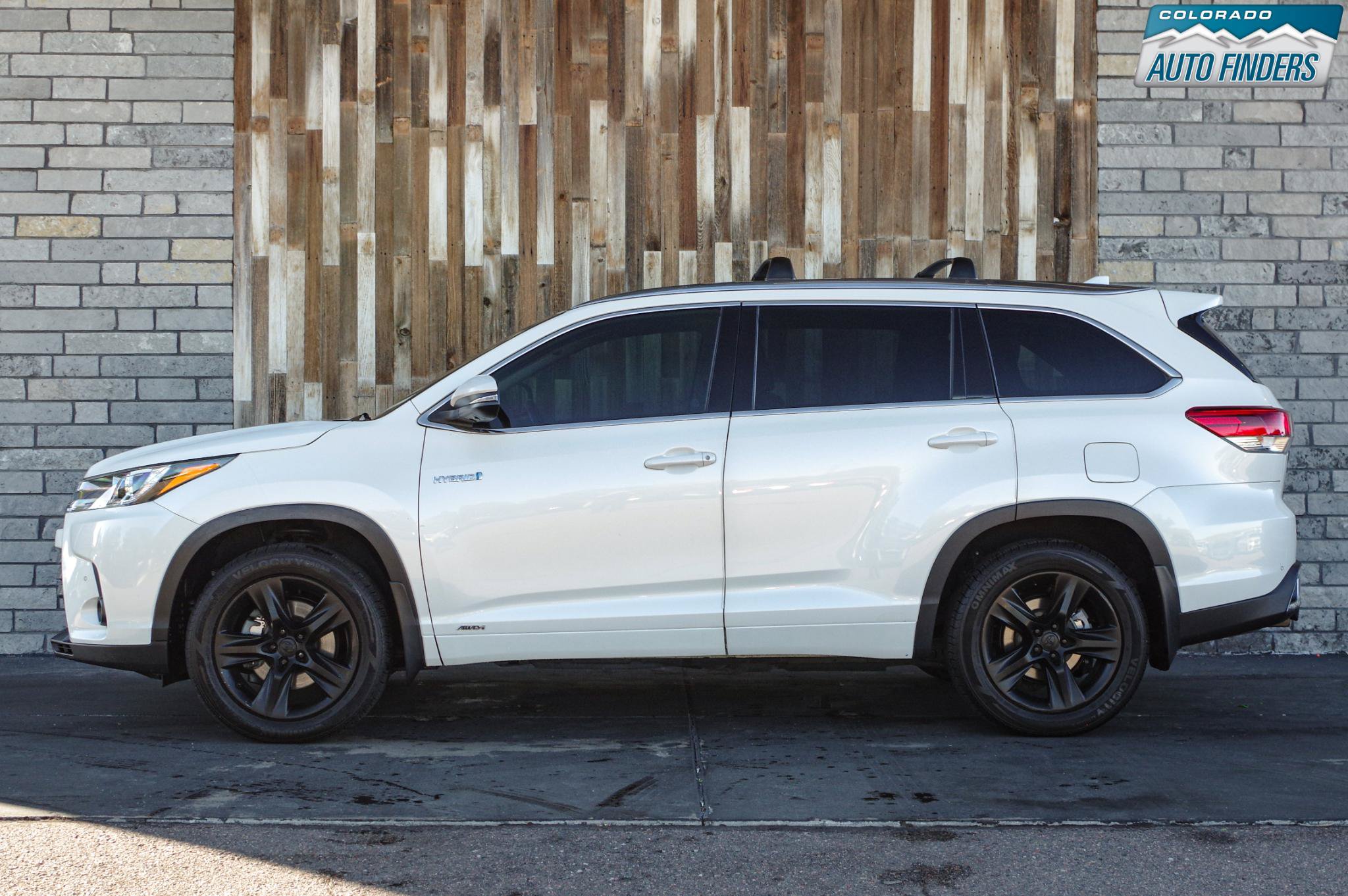 Used 2019 Toyota Highlander Limited Platinum AWD/4WD image 3