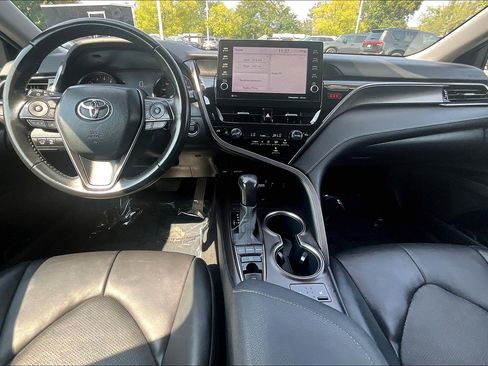 Used 2023 Toyota Camry XSE image 14