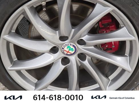 Used 2022 Alfa Romeo Giulia Sprint AWD/4WD image 13