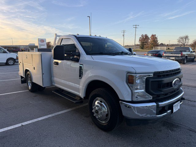 Used 2021 Ford F350 XL w/ Power Equipment Group RWD image 3