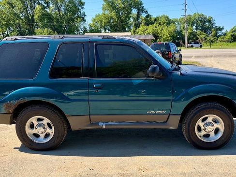 Used 2001 Ford Explorer Sport AWD/4WD image 4
