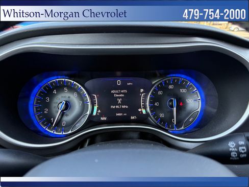 Used 2023 Chrysler Pacifica Touring-L FWD image 18