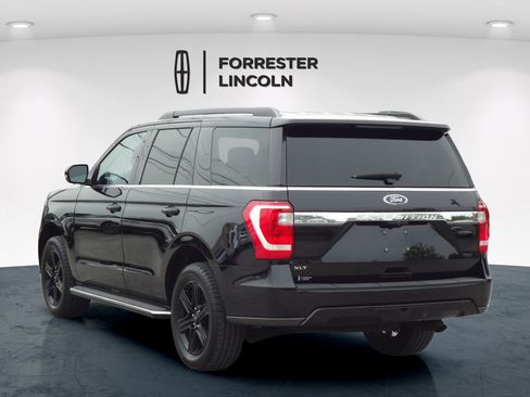 Used 2020 Ford Expedition XLT w/ Equipment Group 202A AWD/4WD image 5