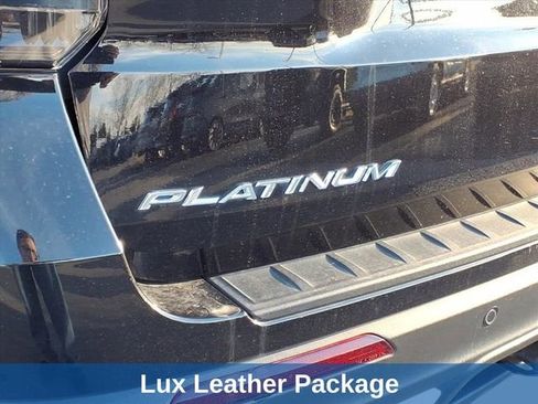 Used 2025 Ford Explorer Platinum w/ Ultimate Package AWD/4WD image 8
