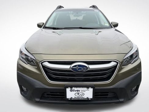 Used 2020 Subaru Outback Premium image 8