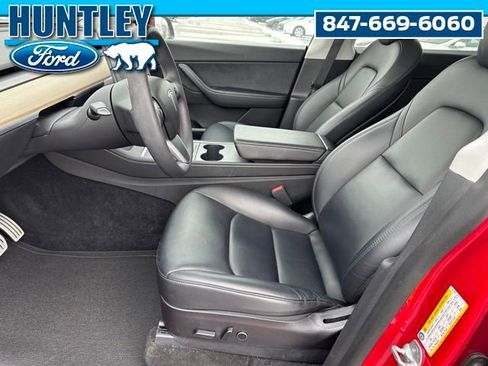 Used 2022 Tesla Model Y Performance image 17