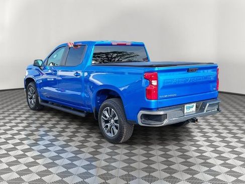Used 2025 Chevrolet Silverado 1500 LT RWD image 4