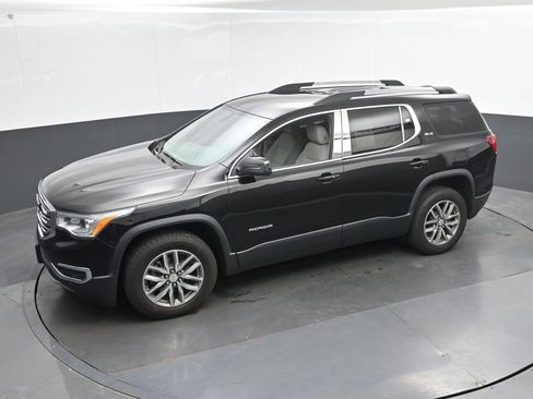 Used 2017 GMC Acadia SLE FWD image 37