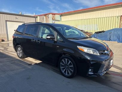 Used 2018 Toyota Sienna Limited Premium