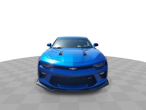 Used 2017 Chevrolet Camaro SS RWD image 3