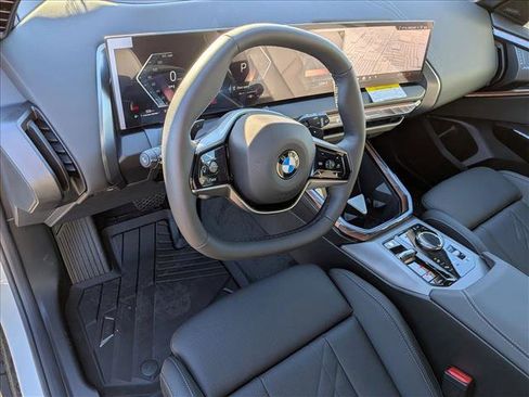 Used 2026 BMW X3 xDrive30 w/ Premium Package AWD/4WD image 3