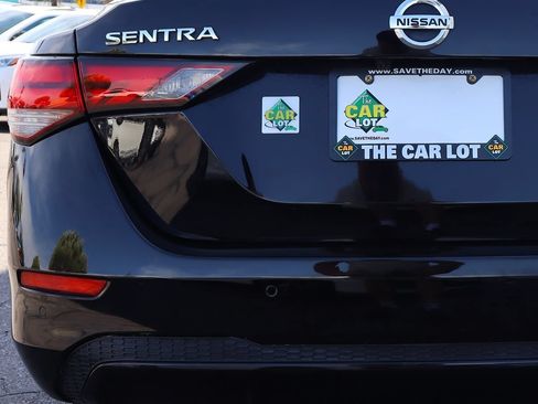 Used 2021 Nissan Sentra SV FWD image 19