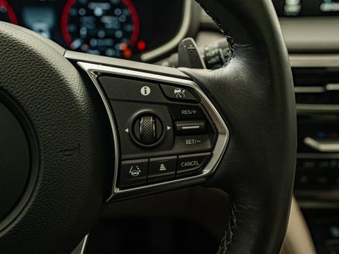 Used 2023 Acura MDX SH-AWD w/ Advance Package image 22