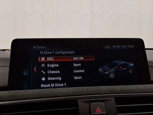 Used 2018 BMW M4 Coupe RWD image 30