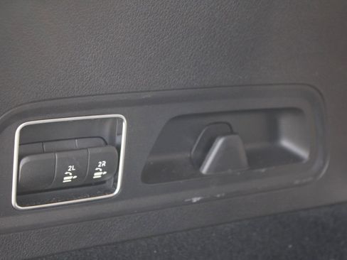 Certified 2023 Mercedes-Benz GLS 450 4MATIC image 38