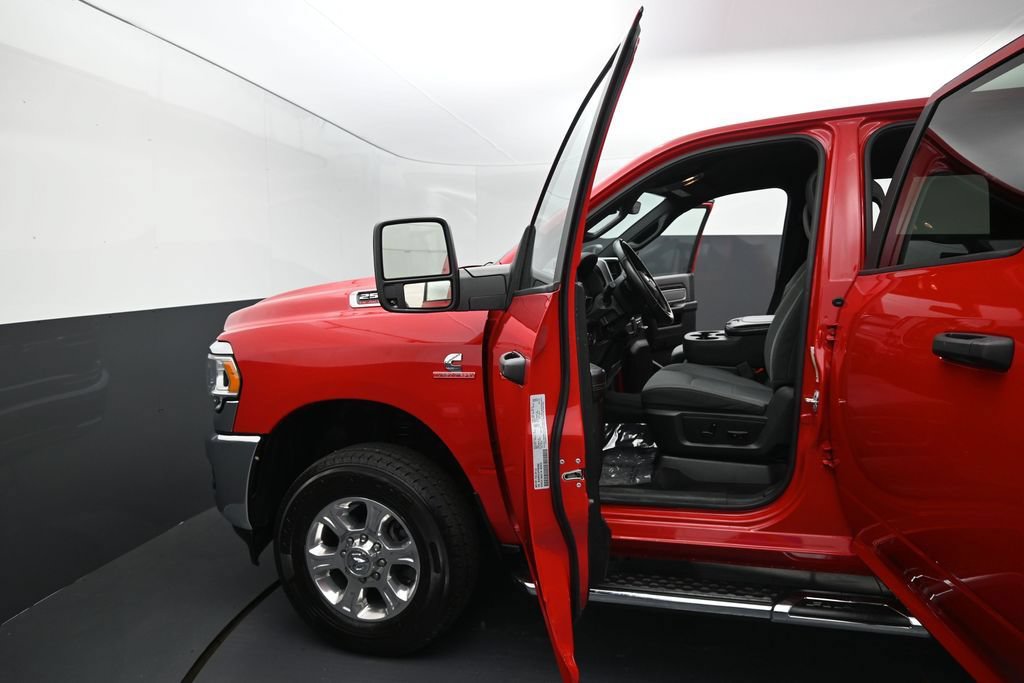 Used 2023 RAM 2500 Big Horn w/ Level 1 Equipment Group AWD/4WD image 12