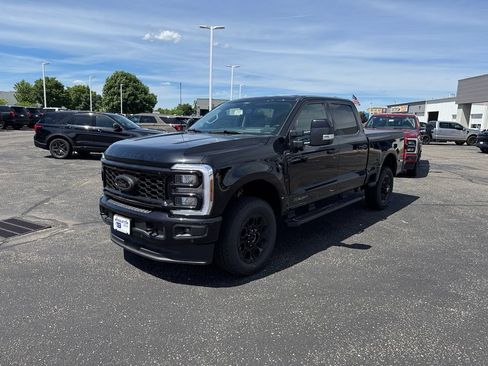 New 2026 Ford F350 Lariat w/ Black Appearance Package AWD/4WD image 7