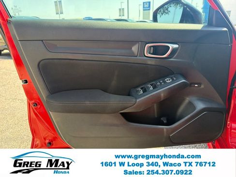 Used 2025 Honda Civic Sport image 10