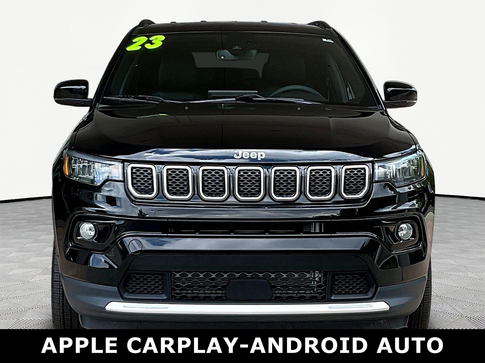 Used 2023 Jeep Compass Limited AWD/4WD image 2