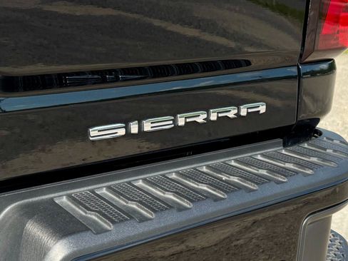 Used 2024 GMC Sierra 3500 Denali Ultimate AWD/4WD image 82