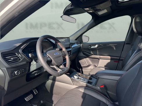 Used 2023 Ford Escape ST-Line Select w/ Tech Pack #2 image 9