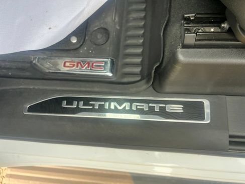 Used 2025 GMC Sierra 2500 Denali Ultimate AWD/4WD image 31