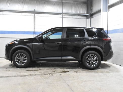 Used 2023 Nissan Rogue S image 19