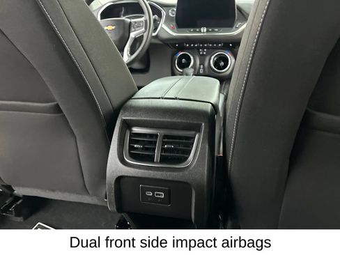 Used 2025 Chevrolet Blazer LT FWD image 26