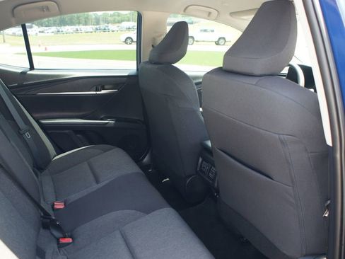 Used 2025 Toyota Camry LE image 21