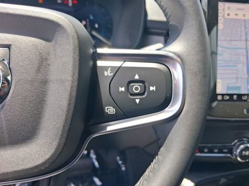 Used 2025 Volvo XC40 B5 Core AWD/4WD image 20
