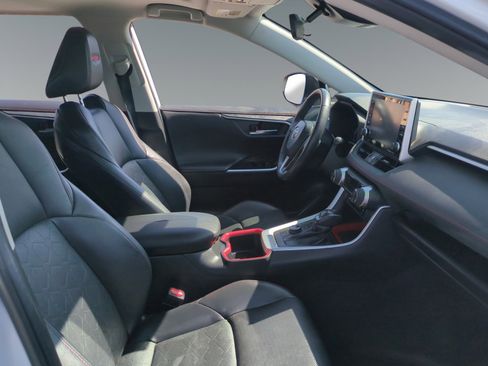 Used 2022 Toyota RAV4 TRD Off-Road w/ TRD Off-Road Weather Package image 15