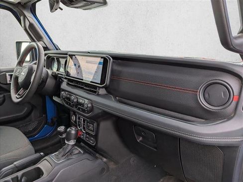 Used 2024 Jeep Wrangler Rubicon w/ Capability Package image 26