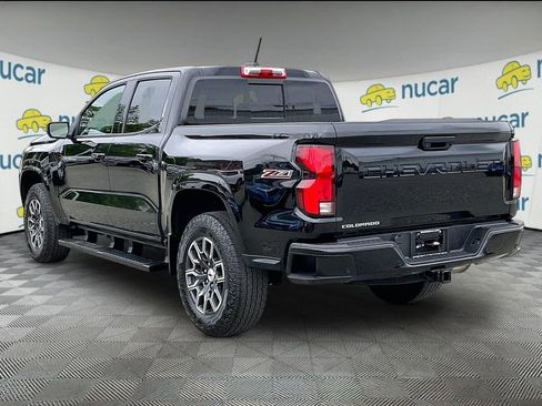 Used 2023 Chevrolet Colorado Z71 w/ Z71 Convenience Package 2 AWD/4WD image 4