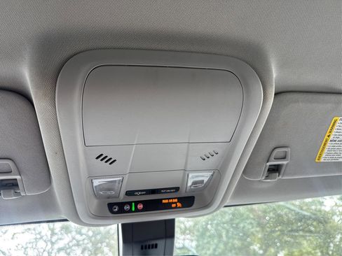 Used 2021 Chevrolet Equinox LS w/ LS Convenience Package image 14