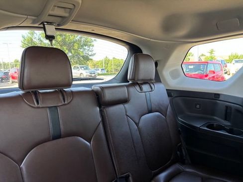 Certified 2023 Honda Pilot Elite image 32