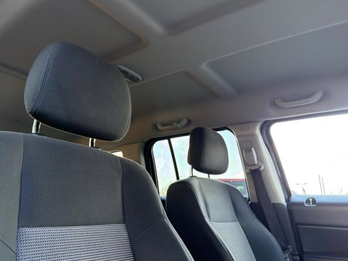 Used 2014 Jeep Patriot Sport image 15