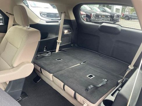 Certified 2022 Ford Explorer XLT AWD/4WD image 14