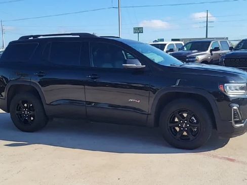 Used 2021 GMC Acadia AT4 w/ Technology Package AWD/4WD image 9