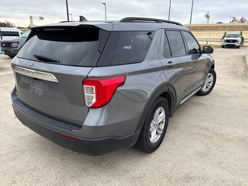Used 2022 Ford Explorer XLT RWD image 11